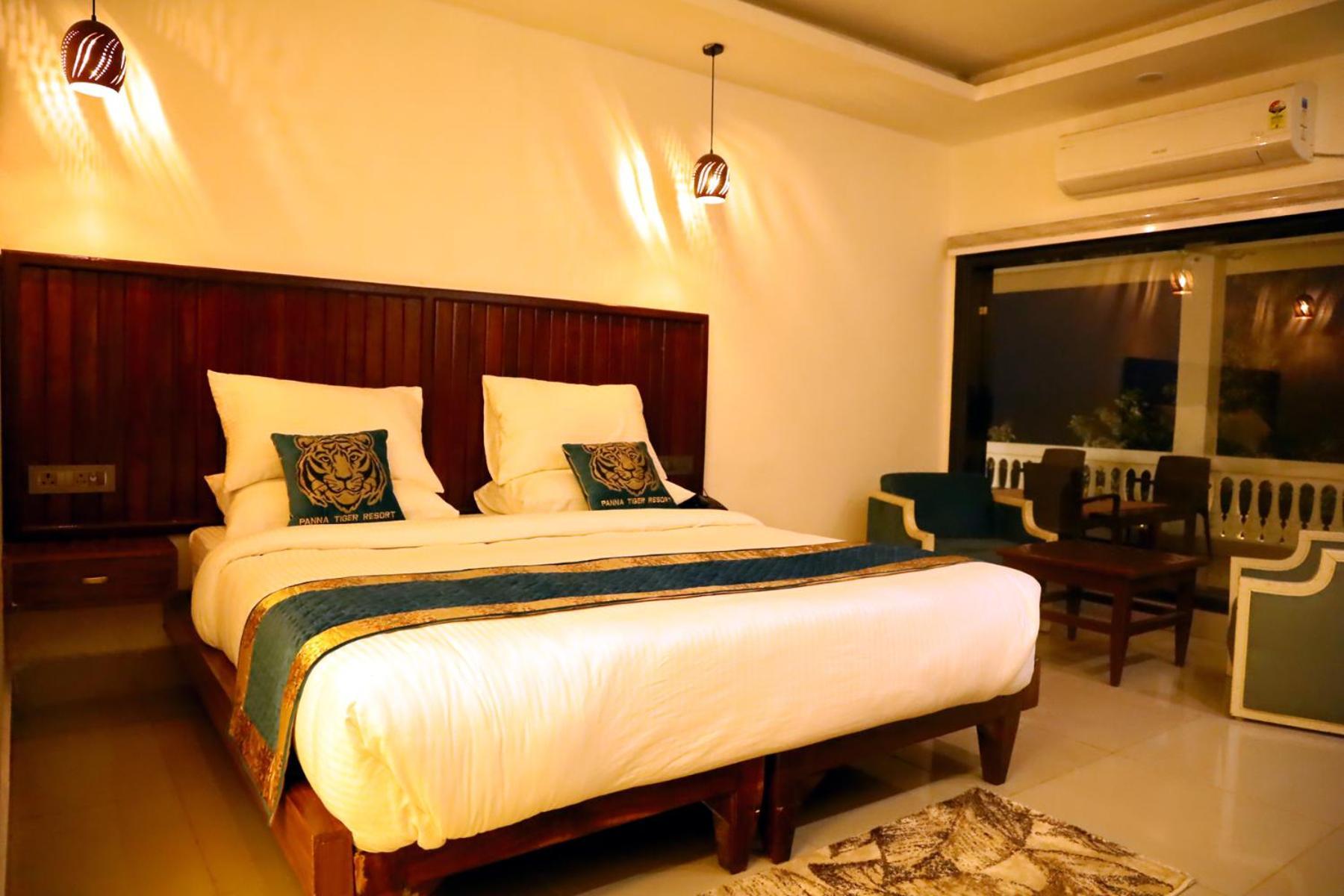 Panna Tiger Resort- Riverside Property Rajgarh  ภายนอก รูปภาพ